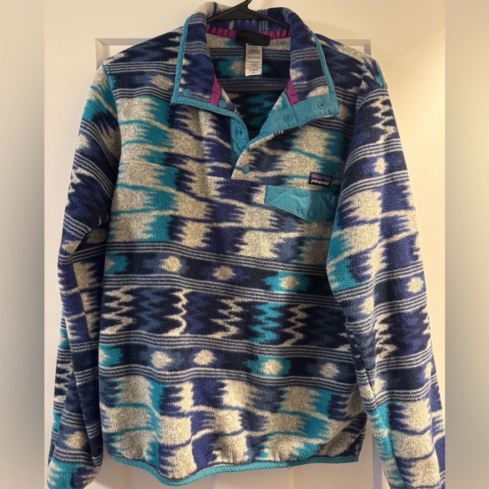 Patagonia Synchilla Fleece with Blue and White Accents